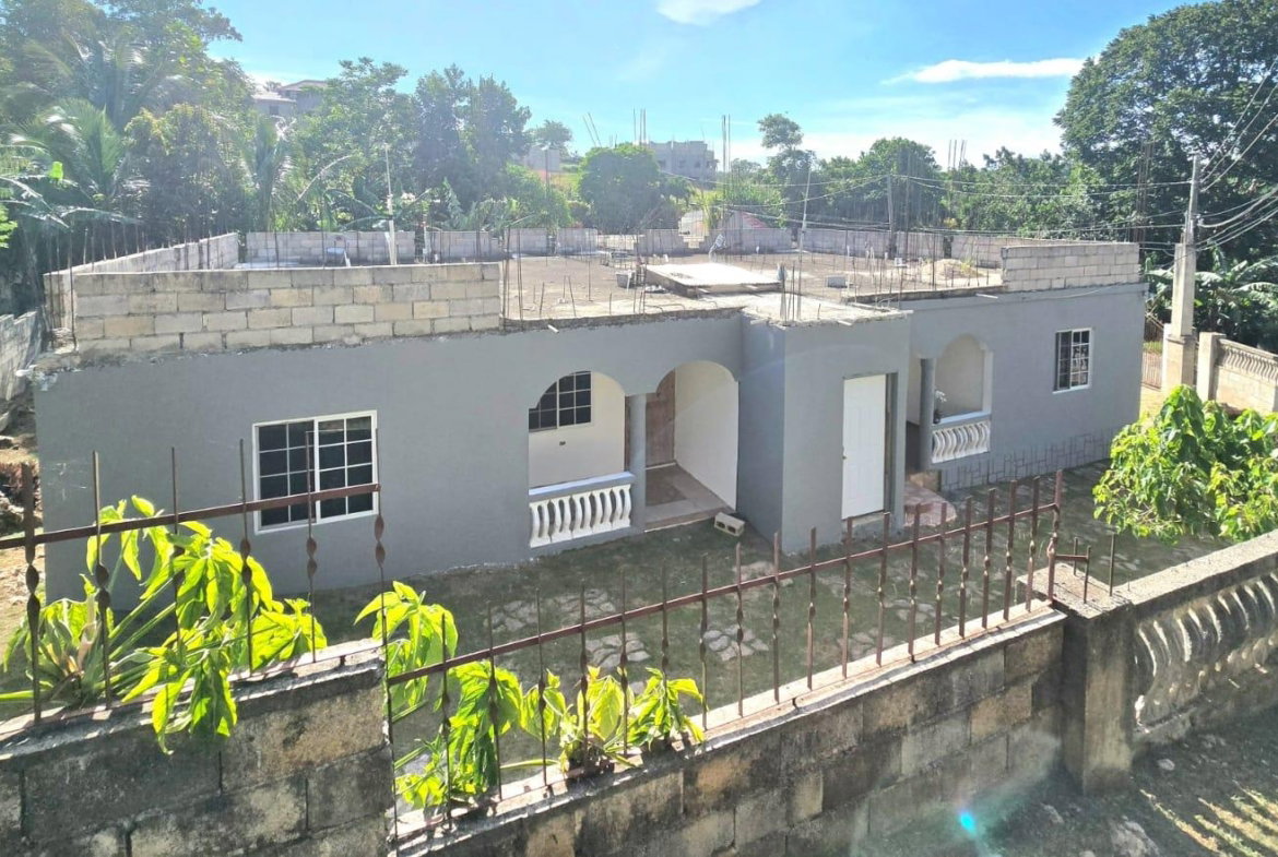 Second image of Hatfield, Mandeville in Hatfield, Manchester, Jamaica - property is For Sale
