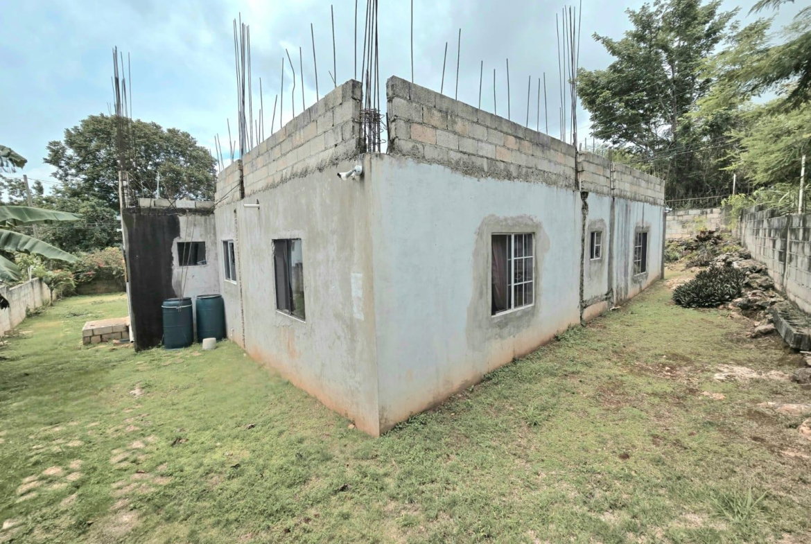 Twenty-Third image of Hatfield, Mandeville in Hatfield, Manchester, Jamaica - property is For Sale