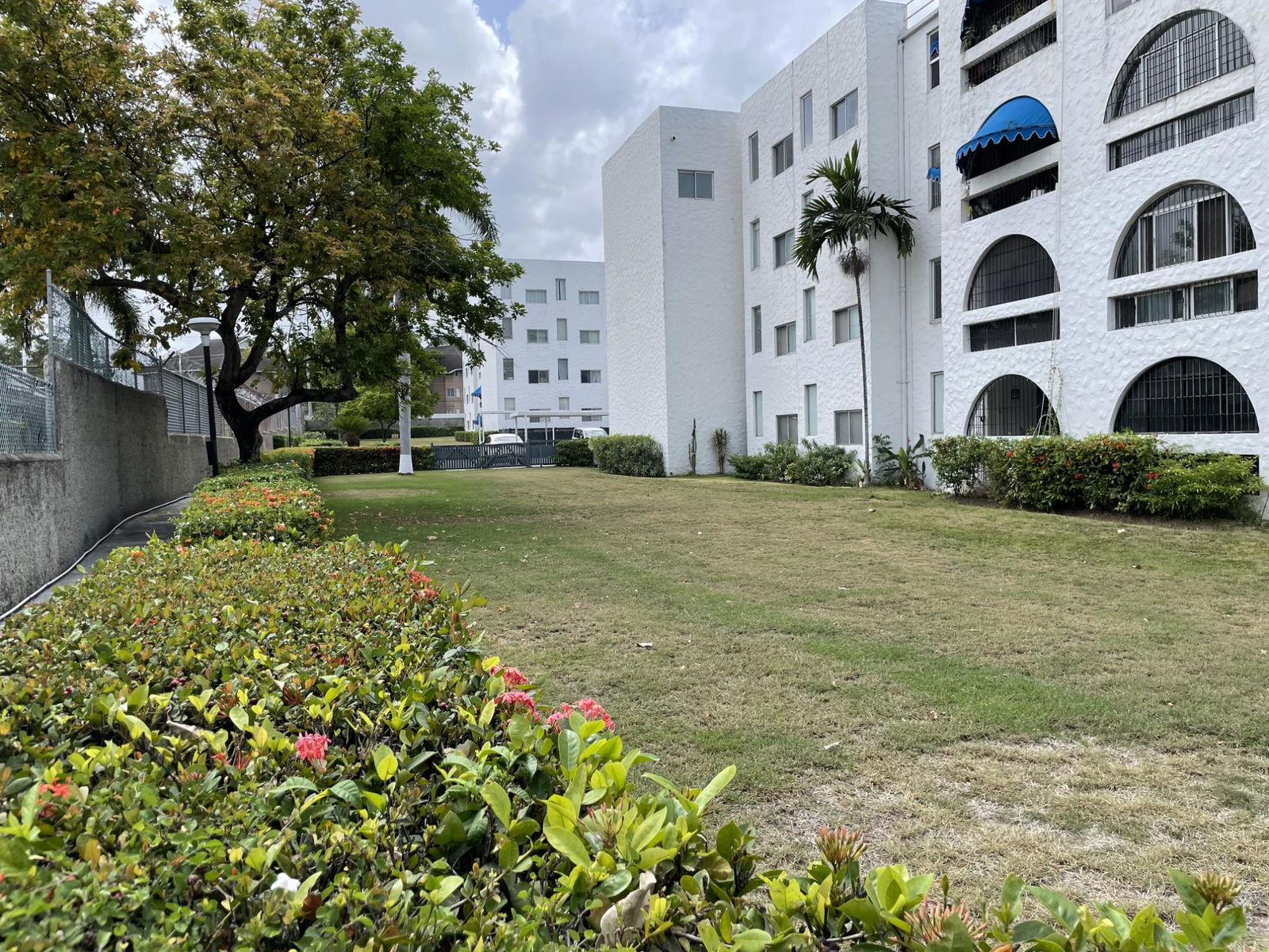 Third image of 1h-17 Kingsway in Kingston 10, St. Andrew, Jamaica - property is For Sale