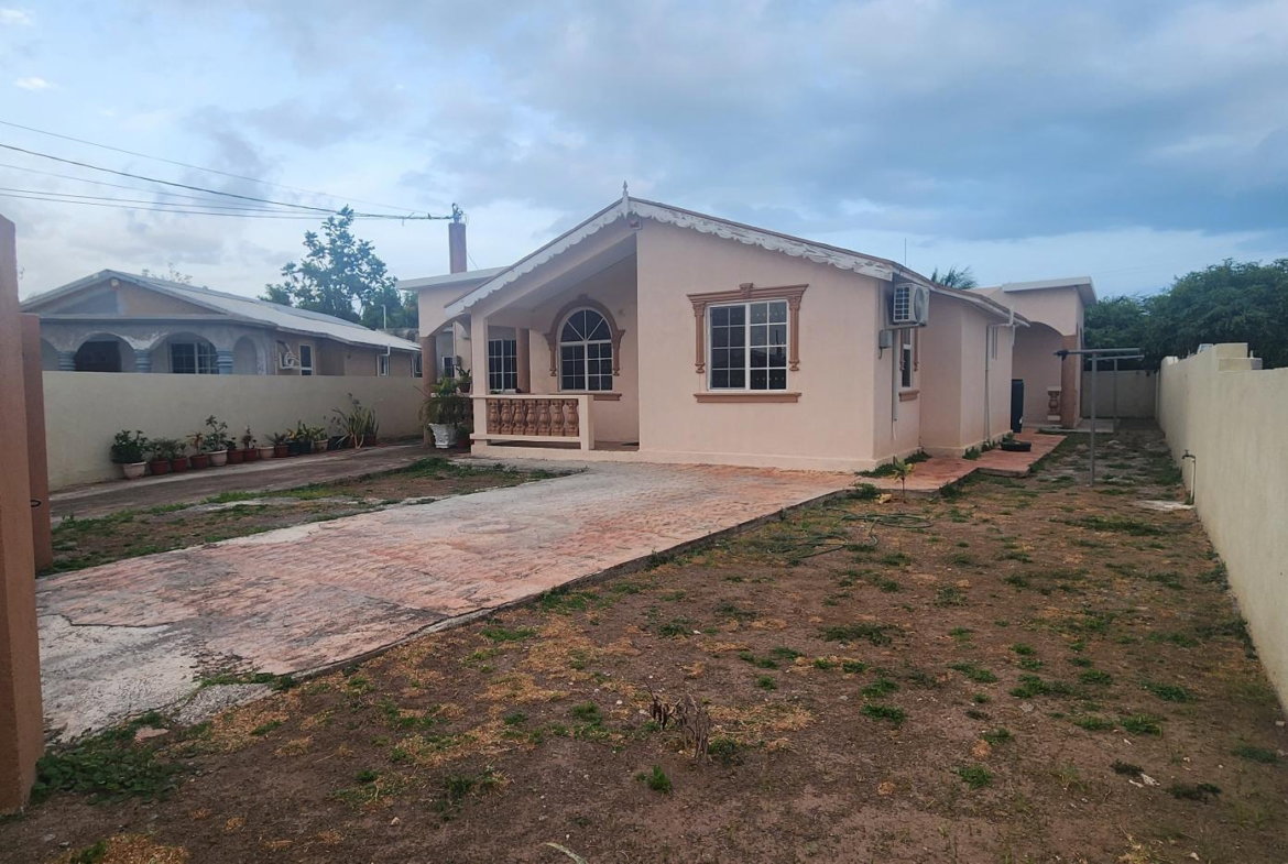 Fourteenth image of Sage Place in New Harbour Village, St. Catherine, Jamaica - property is For Rent
