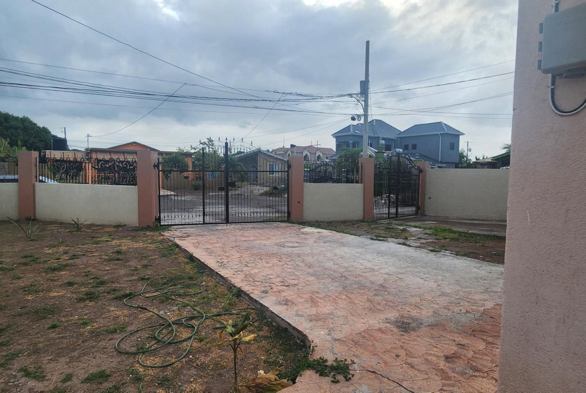 Nineteenth image of Sage Place in New Harbour Village, St. Catherine, Jamaica - property is For Rent