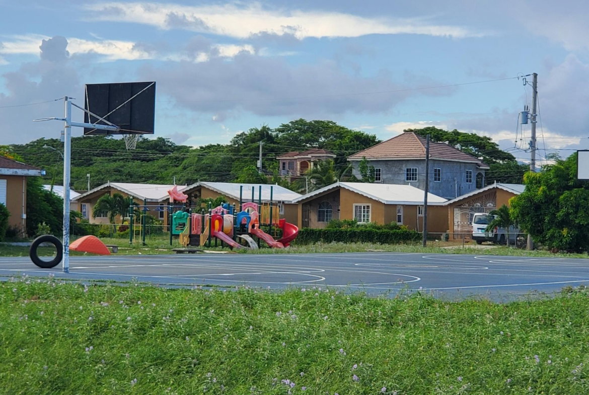 Fifteenth image of 715 Modelle Crescent in New Harbour Village, St. Catherine, Jamaica - property is For Rent