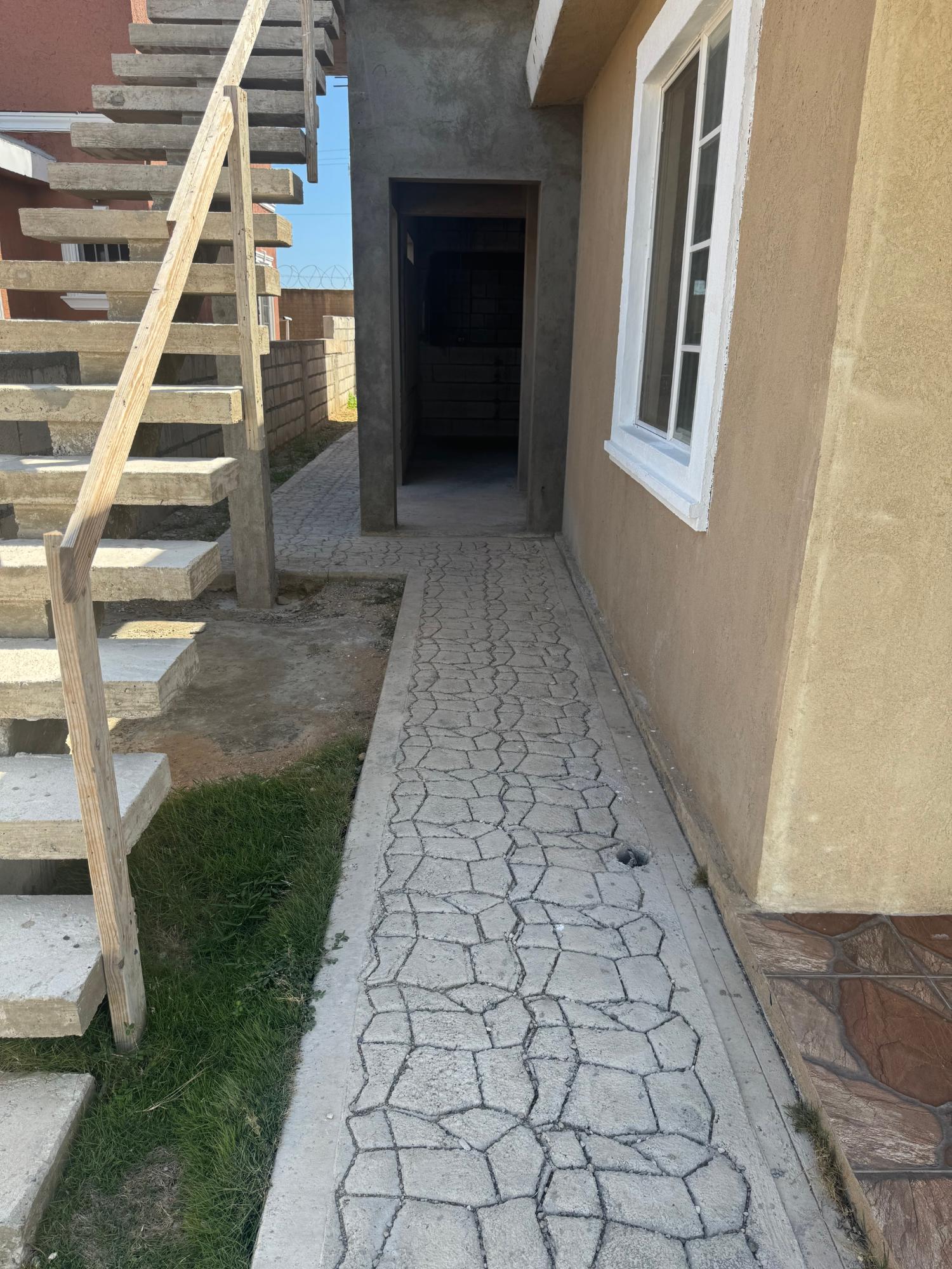 Sixteenth image of 1084 Navy Crescent Phoenix Par in Greater Portmore, St. Catherine, Jamaica - property is For Rent