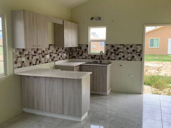 First image of Phoenix Park Village Phas in Phoenix Park, St. Catherine, Jamaica - property is For Rent