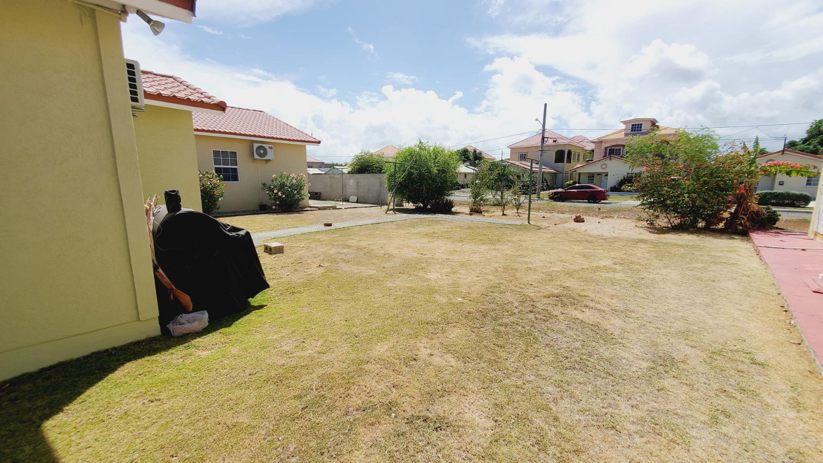 Twenty-Sixth image of 190 Waverly Close in Portmore Country Club, St. Catherine, Jamaica - property is For Rent