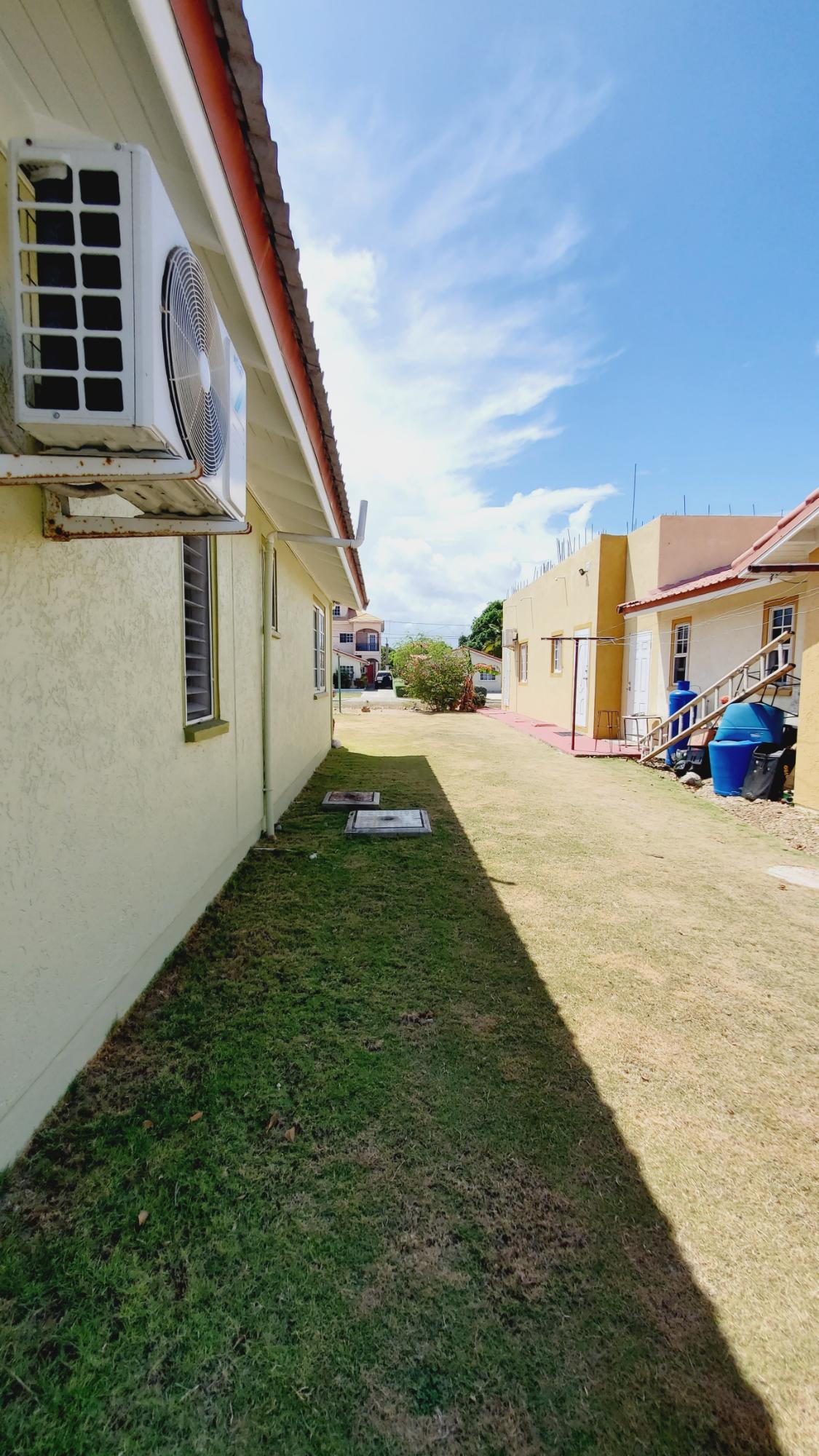 Twenty-Seventh image of 190 Waverly Close in Portmore Country Club, St. Catherine, Jamaica - property is For Rent