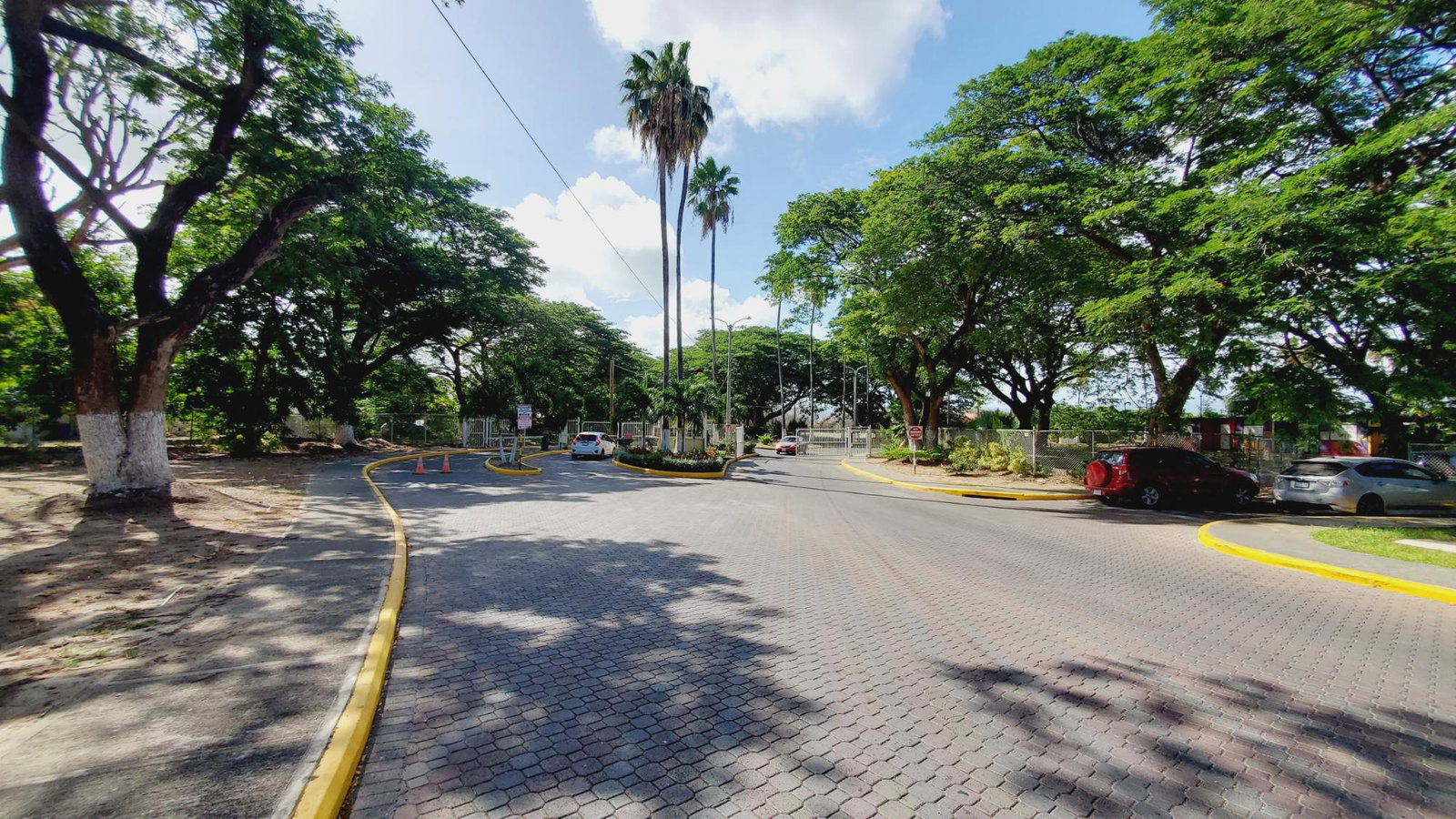 Twenty-Ninth image of 190 Waverly Close in Portmore Country Club, St. Catherine, Jamaica - property is For Rent