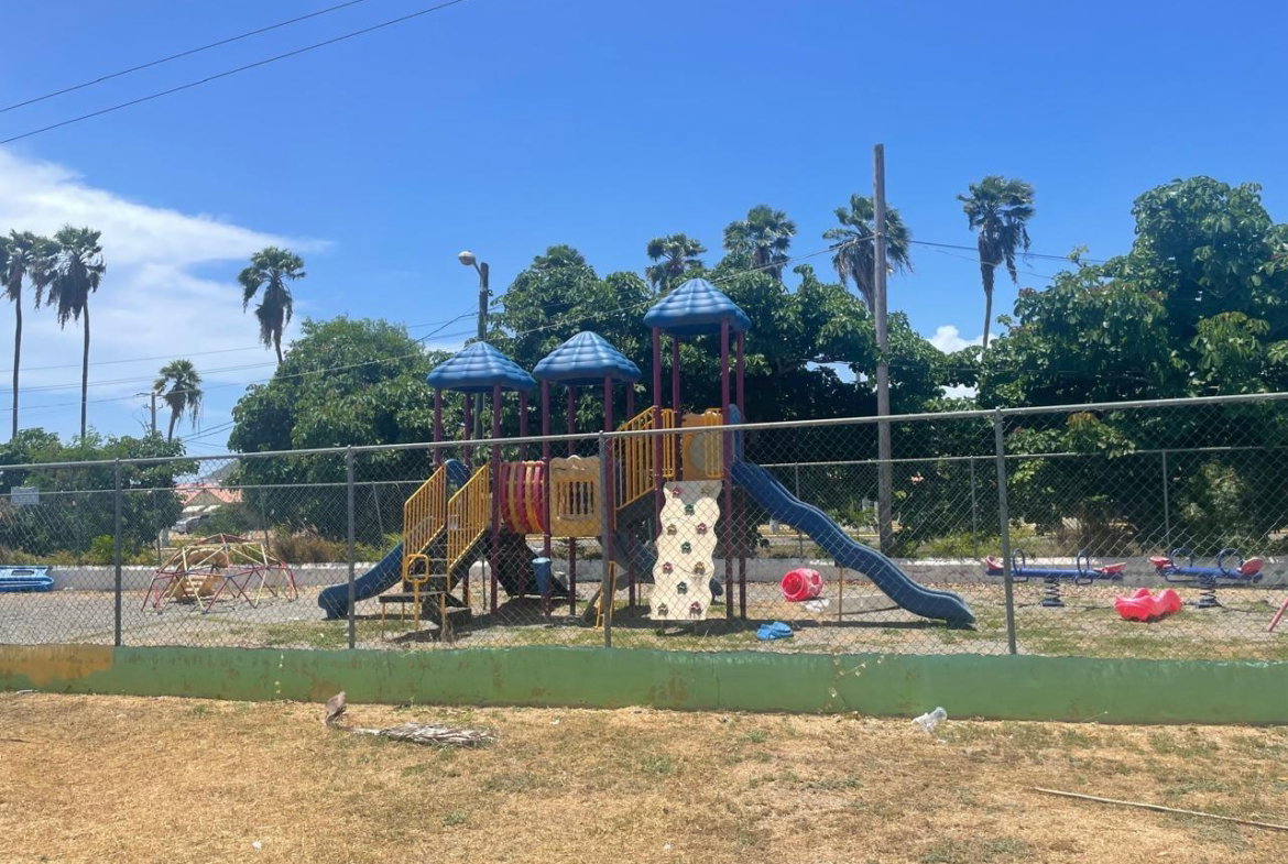 Thirtieth image of 190 Waverly Close in Portmore Country Club, St. Catherine, Jamaica - property is For Rent