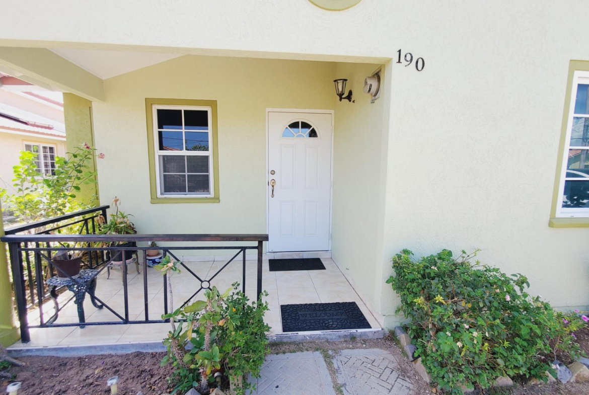 Fourth image of 190 Waverly Close in Portmore Country Club, St. Catherine, Jamaica - property is For Rent