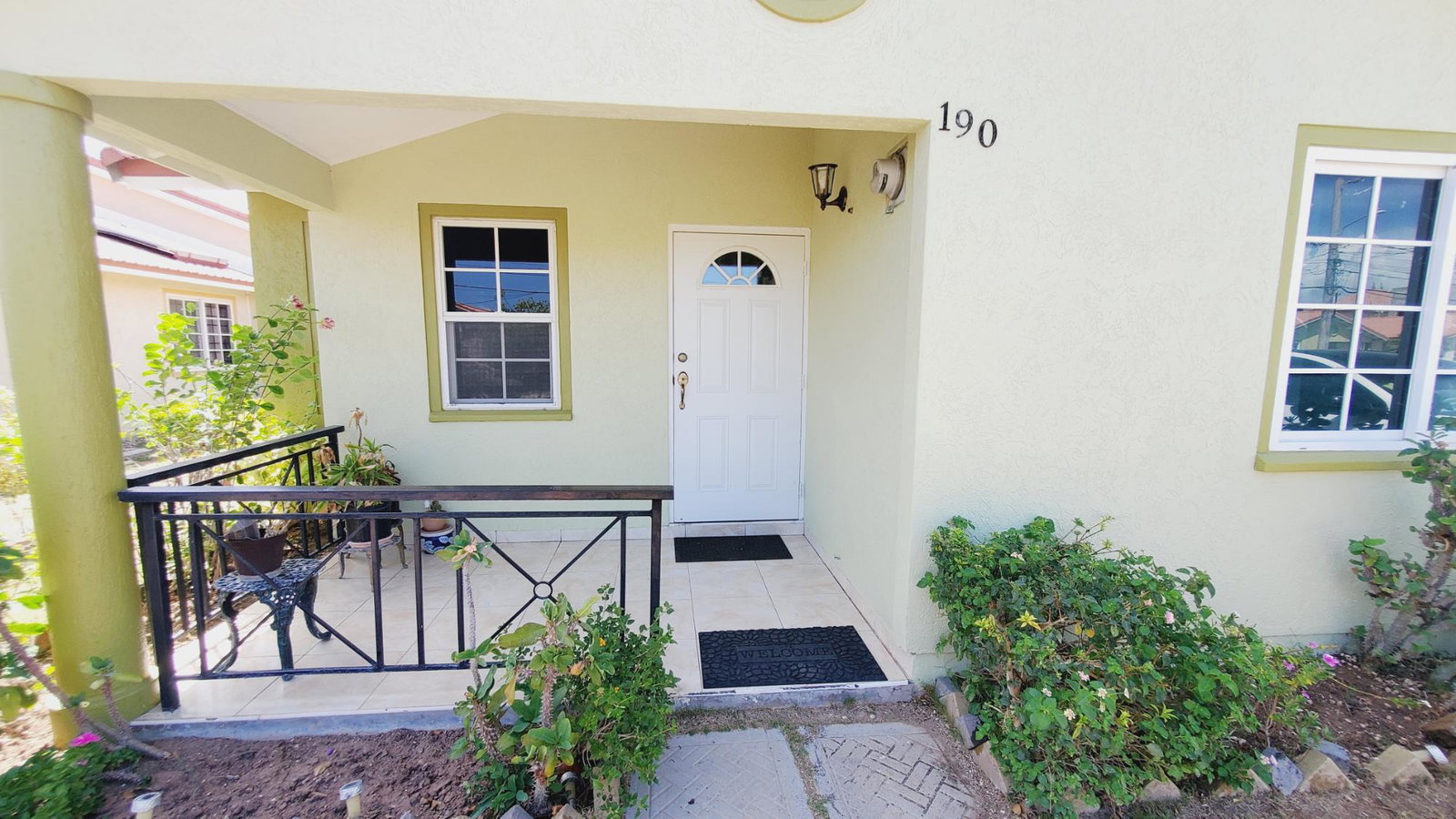 Fourth image of 190 Waverly Close in Portmore Country Club, St. Catherine, Jamaica - property is For Rent