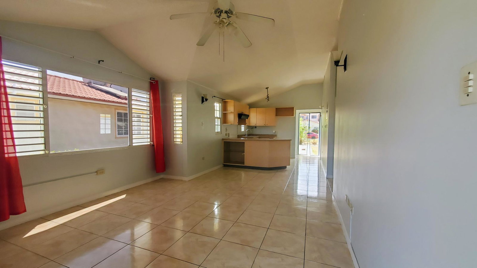 Sixth image of 190 Waverly Close in Portmore Country Club, St. Catherine, Jamaica - property is For Rent