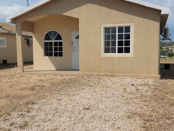 First image of Seashore Crescent, Phoeni in Greater Portmore, St. Catherine, Jamaica - property is For Rent