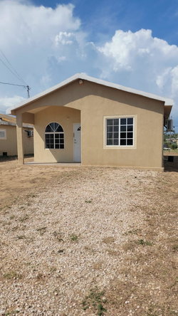 First image of Seashore Crescent, Phoeni in Greater Portmore, St. Catherine, Jamaica - property is For Rent