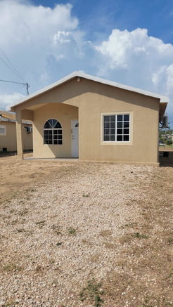 First image of Seashore Crescent, Phoeni in Greater Portmore, St. Catherine, Jamaica - property is For Rent
