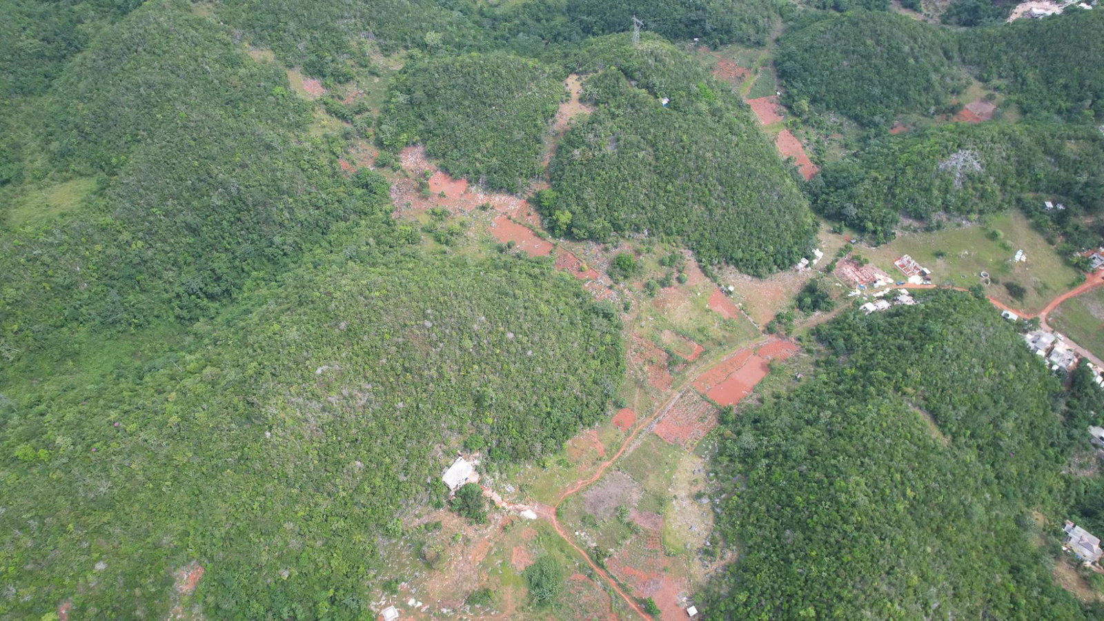 Eleventh image of Green Vale, Manchester in Green Vale, Manchester, Jamaica - property is For Sale
