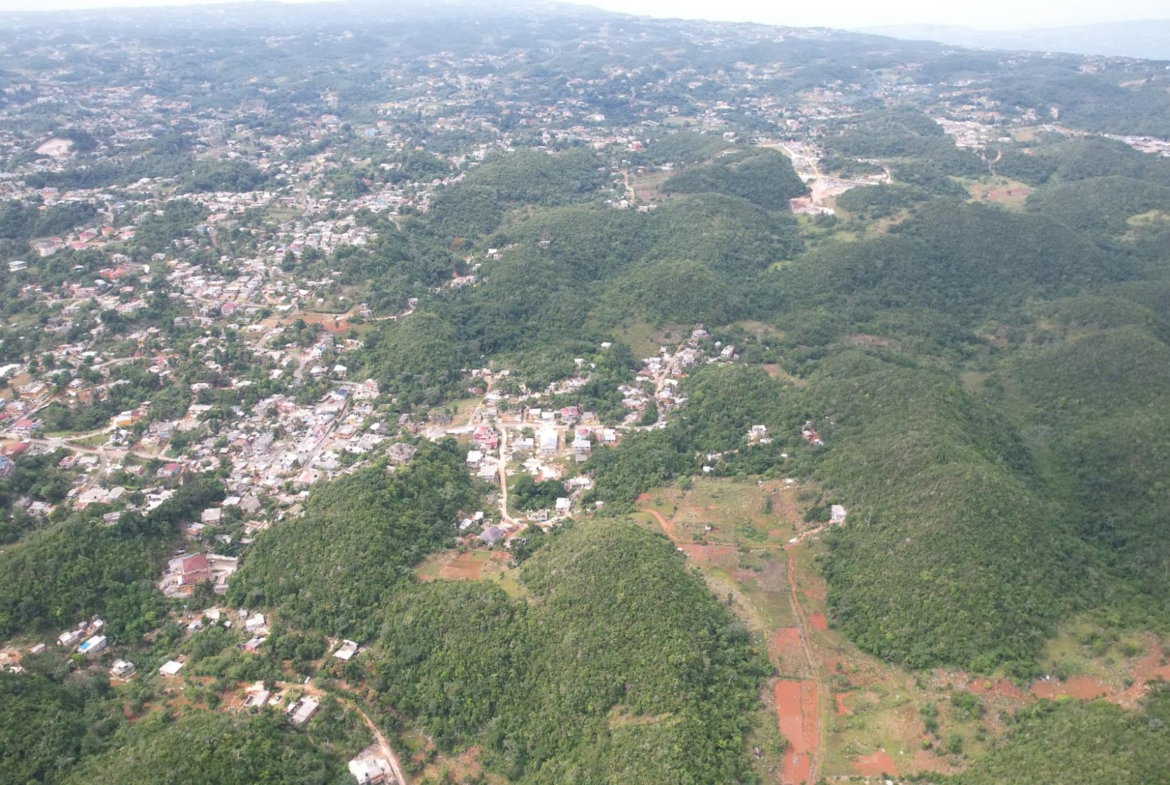 Fifth image of Green Vale, Manchester in Green Vale, Manchester, Jamaica - property is For Sale