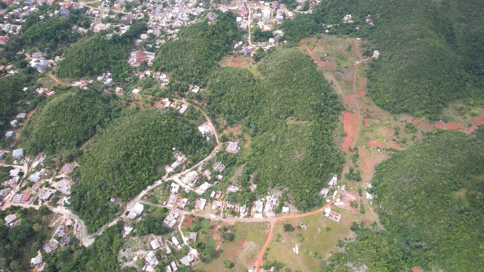 Sixth image of Green Vale, Manchester in Green Vale, Manchester, Jamaica - property is For Sale