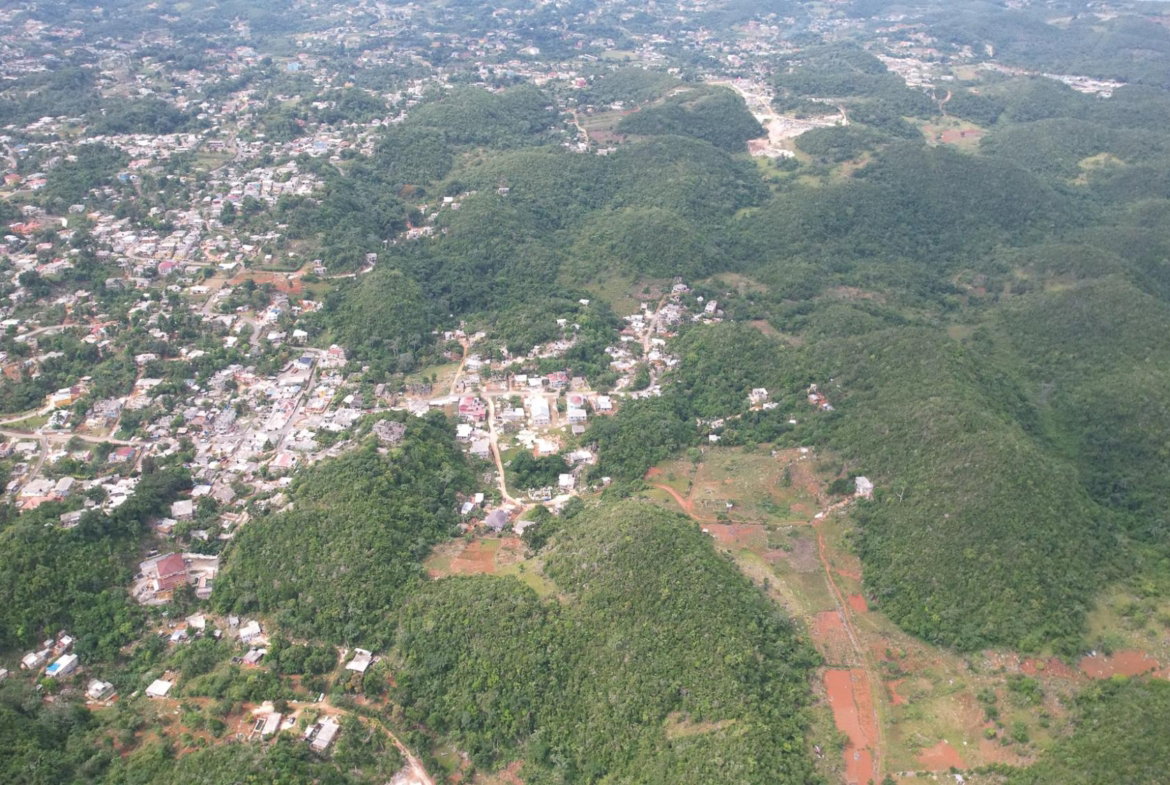 Seventh image of Green Vale, Manchester in Green Vale, Manchester, Jamaica - property is For Sale