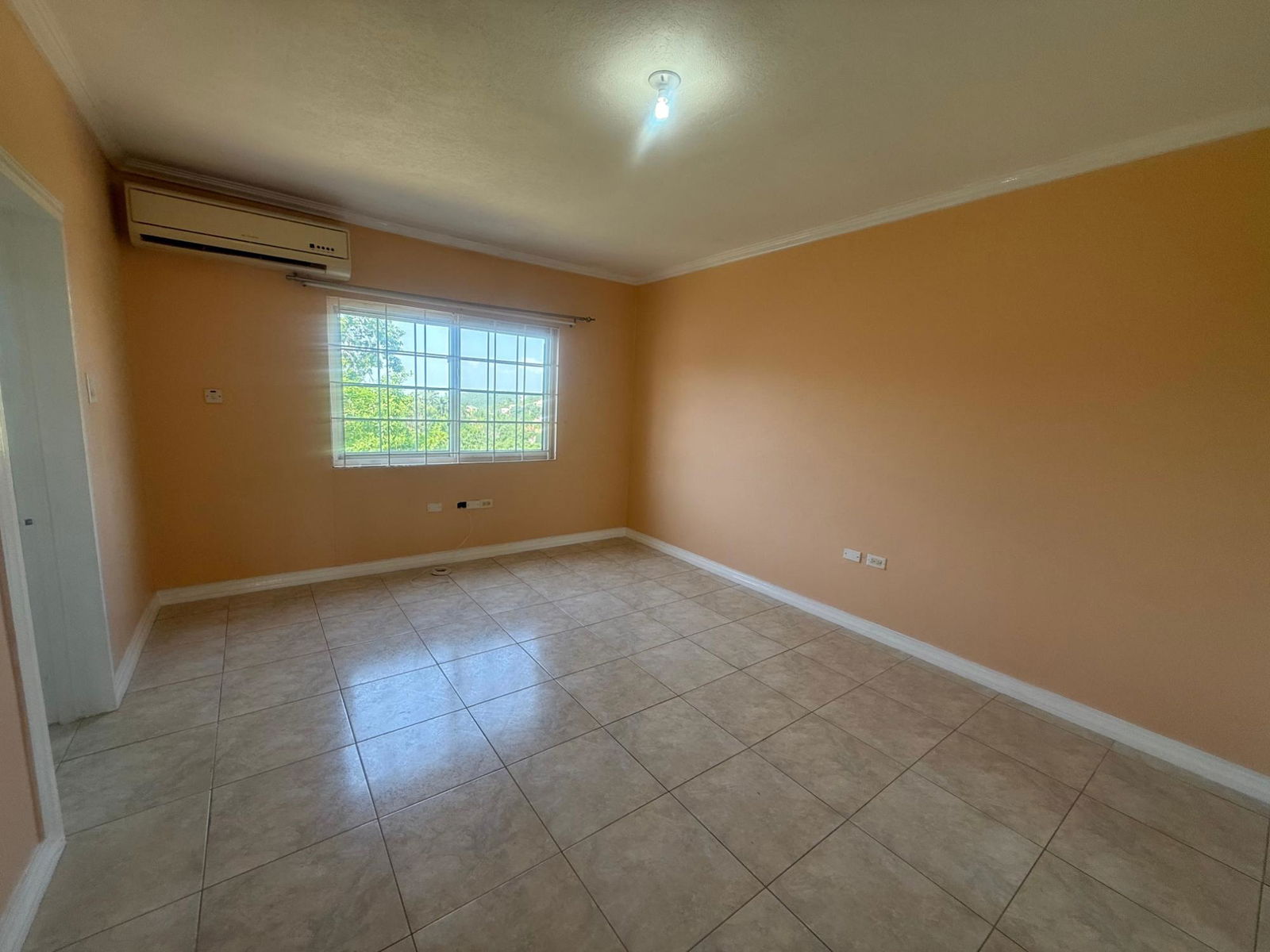 Ninth image of 21- Pleasant Valley Manor in Kingston 19, St. Andrew, Jamaica - property is For Rent