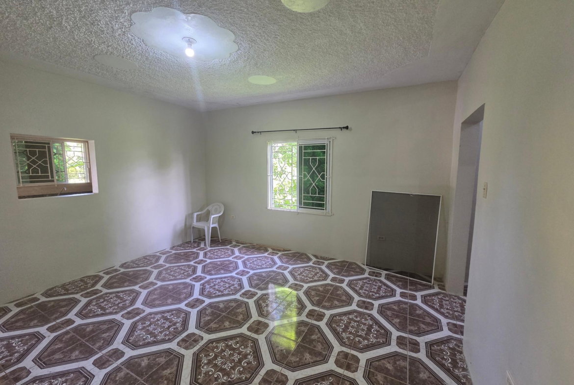 Sixteenth image of 3 King Street Linstead in Linstead, St. Catherine, Jamaica - property is For Rent