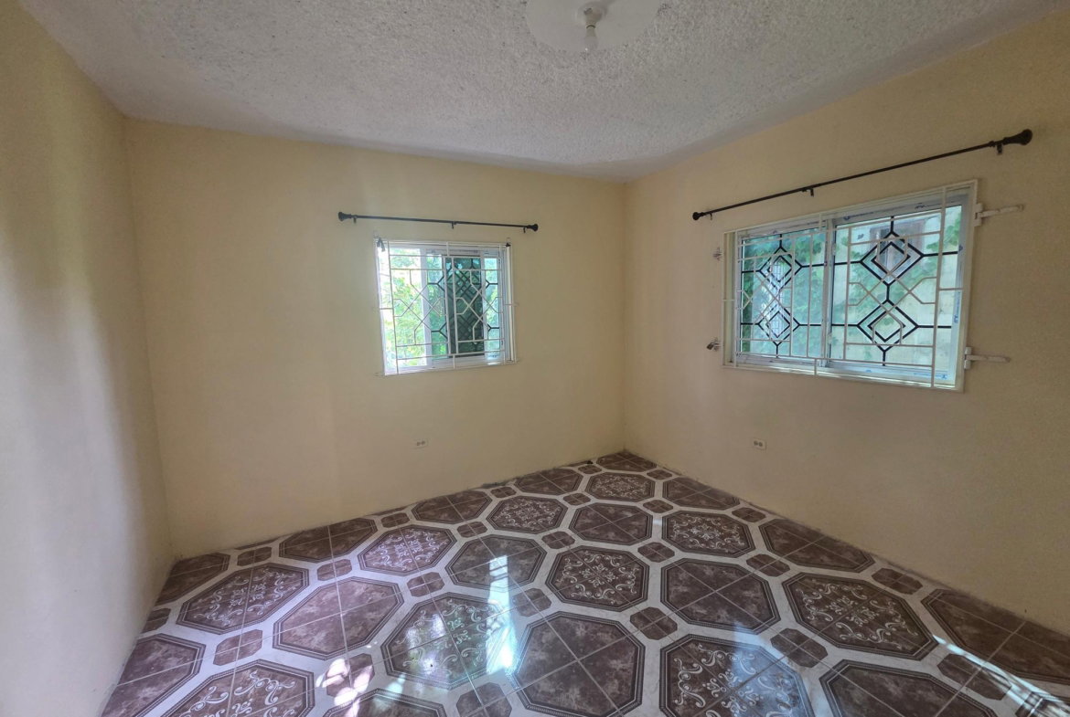 Eighteenth image of 3 King Street Linstead in Linstead, St. Catherine, Jamaica - property is For Rent