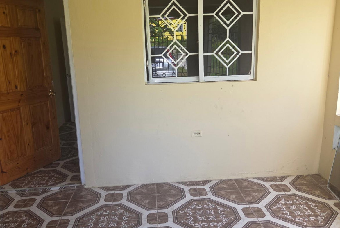 Sixth image of 3 King Street Linstead in Linstead, St. Catherine, Jamaica - property is For Rent