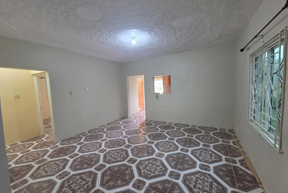 Seventh image of 3 King Street Linstead in Linstead, St. Catherine, Jamaica - property is For Rent