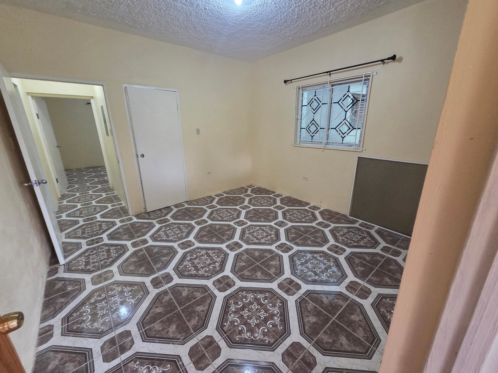 3-Bedroom-House-for-Rent-in-Linstead-St.-Catherine-Spacious-Family-Home Eighth image of 3 King Street Linstead in Linstead, St. Catherine, Jamaica - property is For Rent