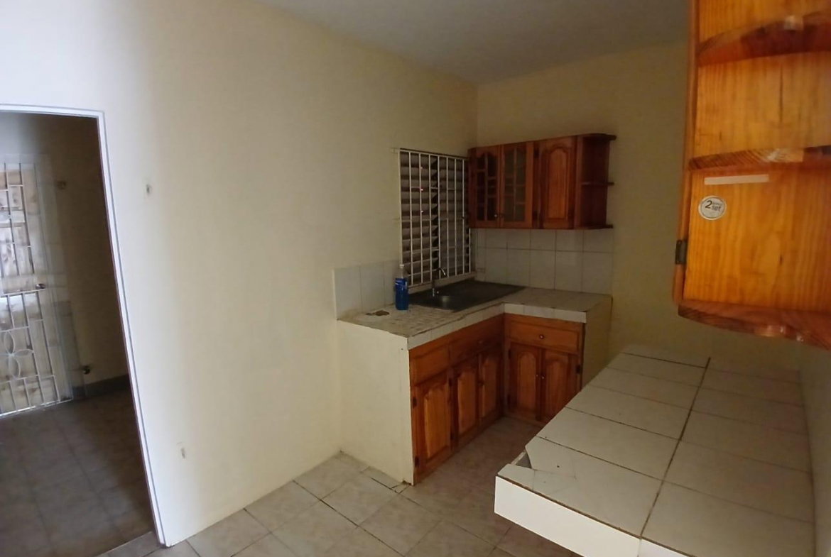 Eleventh image of 6 Almond Close, Portmore pi in Naggo Head, St. Catherine, Jamaica - property is For Rent