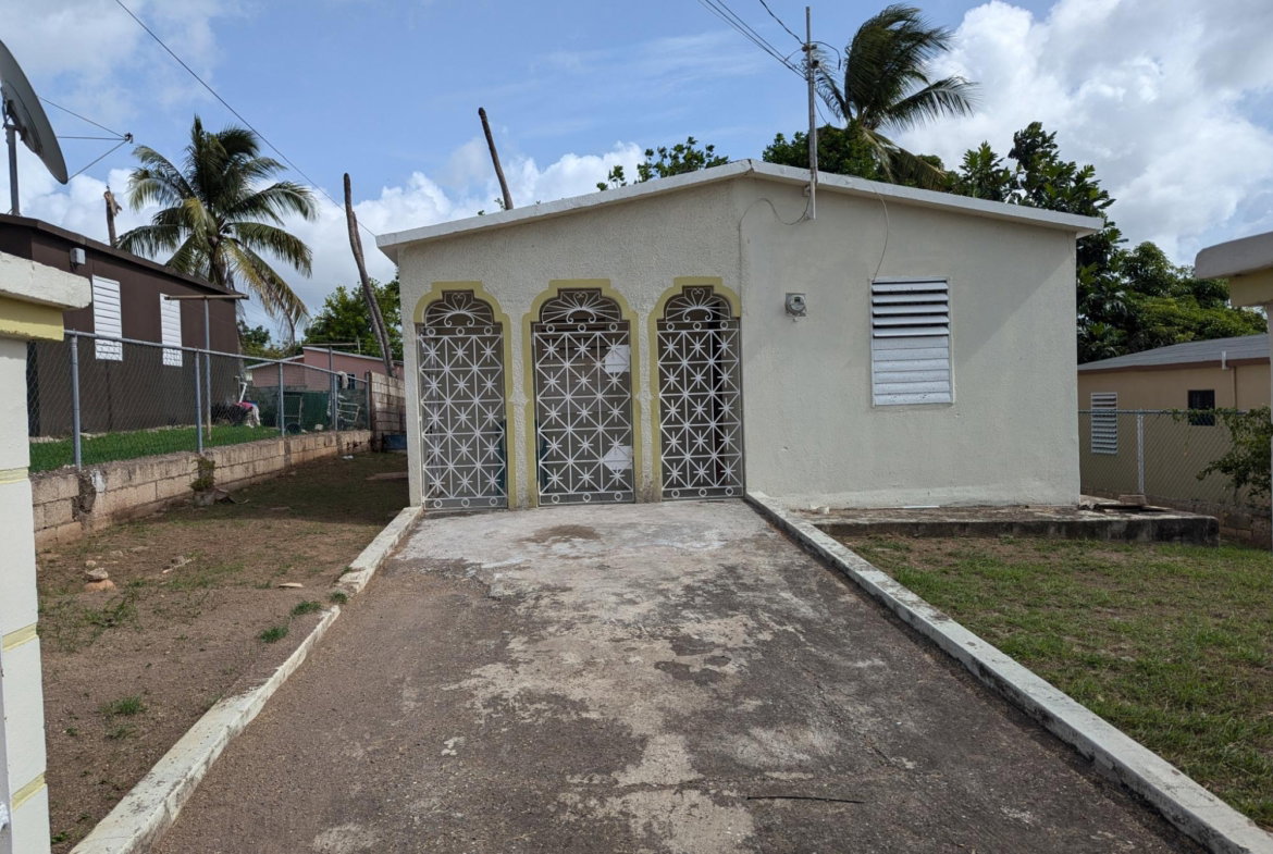 Second image of 268 Claremont Close in Claremont, St. Catherine, Jamaica - property is For Sale