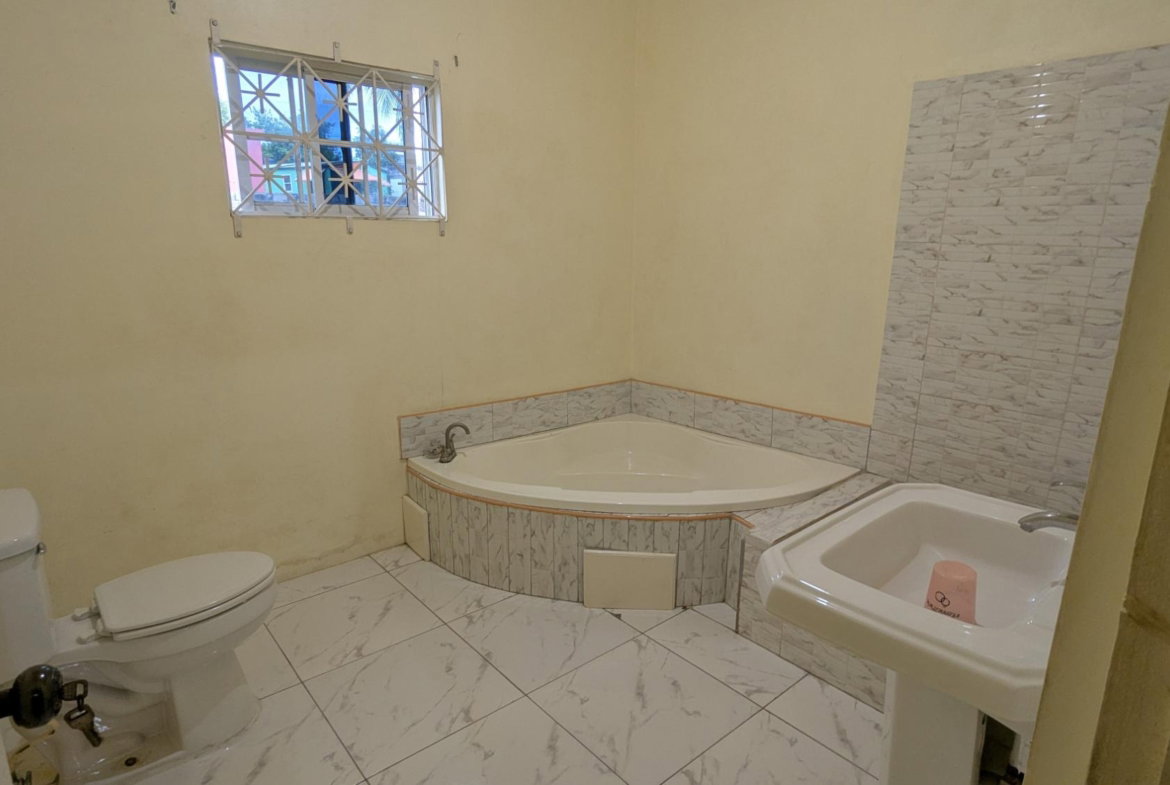 Thirteenth image of 268 Claremont Close in Claremont, St. Catherine, Jamaica - property is For Sale