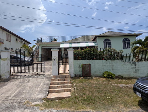 Eleventh image of Olive Park, Santa Cruz in Santa Cruz, St. Elizabeth, Jamaica - property is For Sale