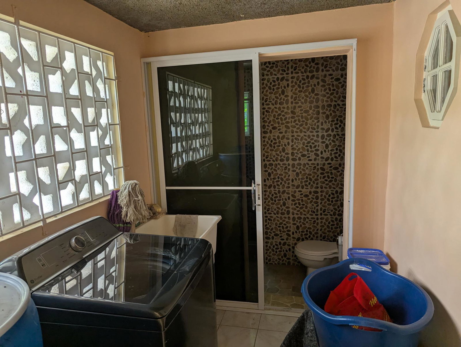 Fourteenth image of Olive Park, Santa Cruz in Santa Cruz, St. Elizabeth, Jamaica - property is For Sale
