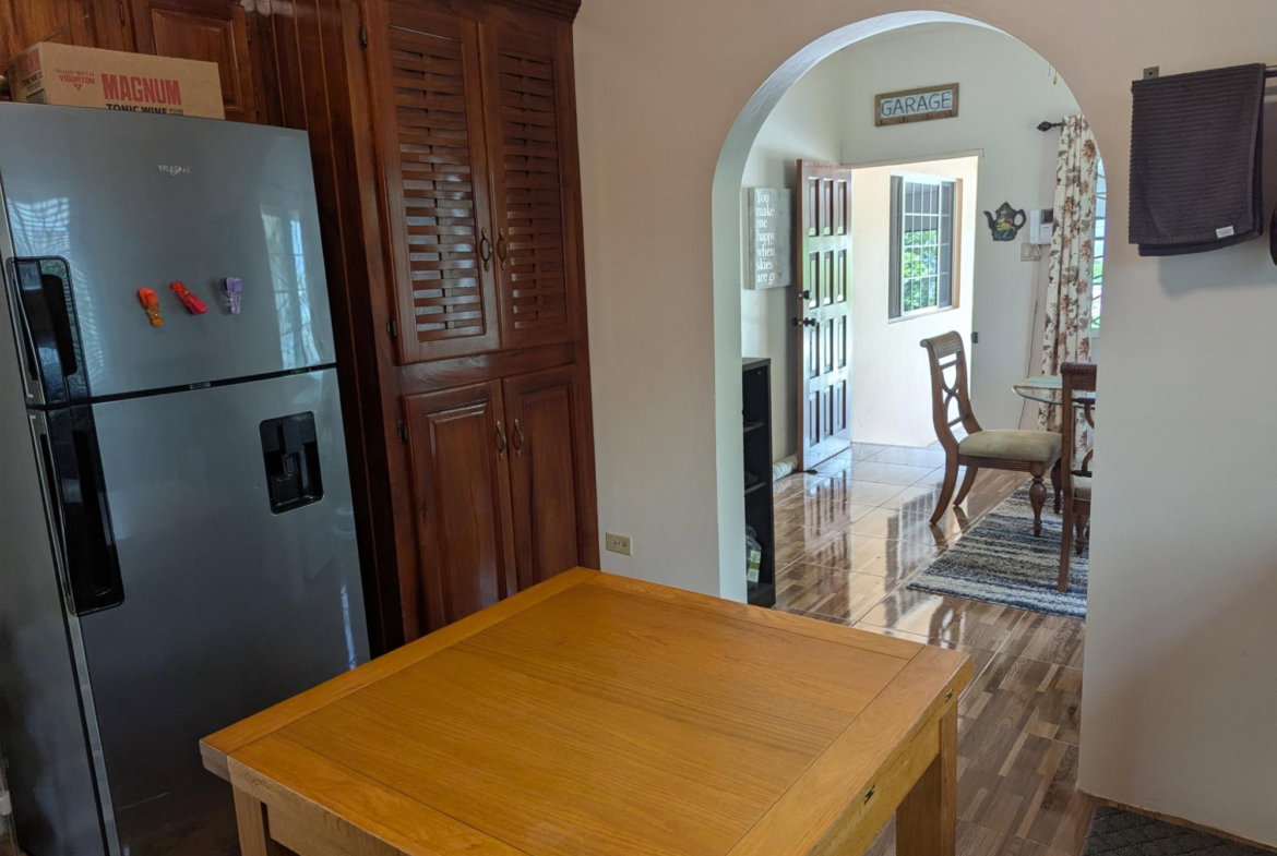 Fifteenth image of Olive Park, Santa Cruz in Santa Cruz, St. Elizabeth, Jamaica - property is For Sale