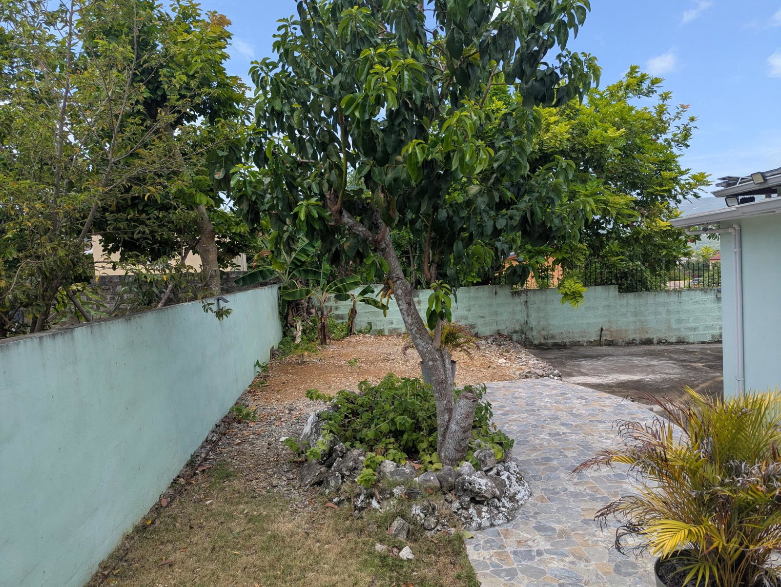 Eighth image of Olive Park, Santa Cruz in Santa Cruz, St. Elizabeth, Jamaica - property is For Sale