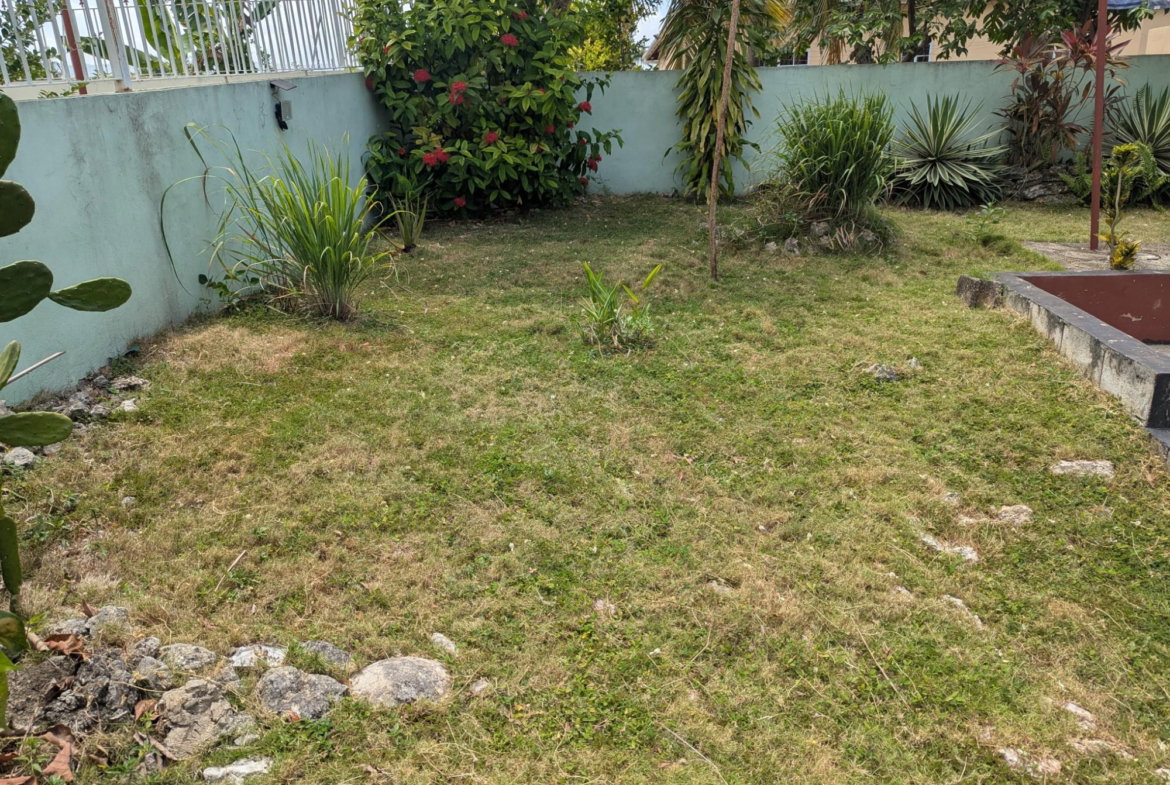 Tenth image of Olive Park, Santa Cruz in Santa Cruz, St. Elizabeth, Jamaica - property is For Sale
