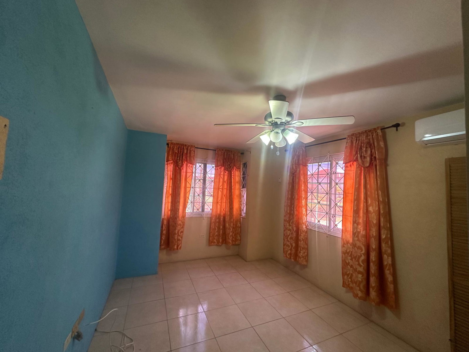 3-Bedroom-House-for-Sale-in-Seville-Meadows-St.-Catherine-Jamaica Sixth image of 10 Seville Meadows in Spanish Town, St. Catherine, Jamaica - property is For Sale