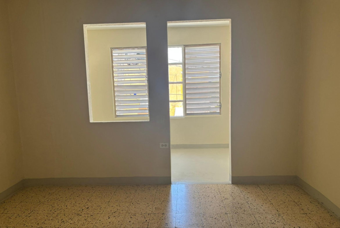 Ninth image of 184 Parkside Boulevard, Westm in Bridgeport, St. Catherine, Jamaica - property is For Rent