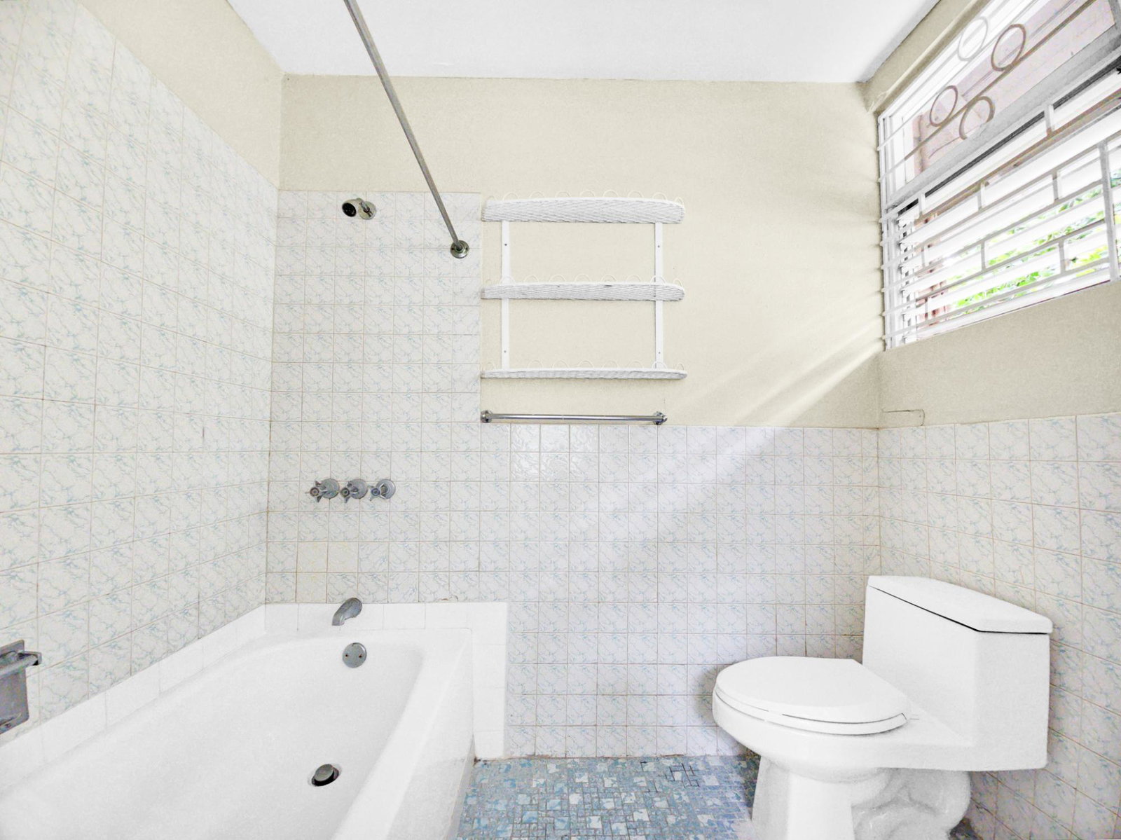 Fourteenth image of 23 Parkway in Kingston 8, St. Andrew, Jamaica - property is For Rent