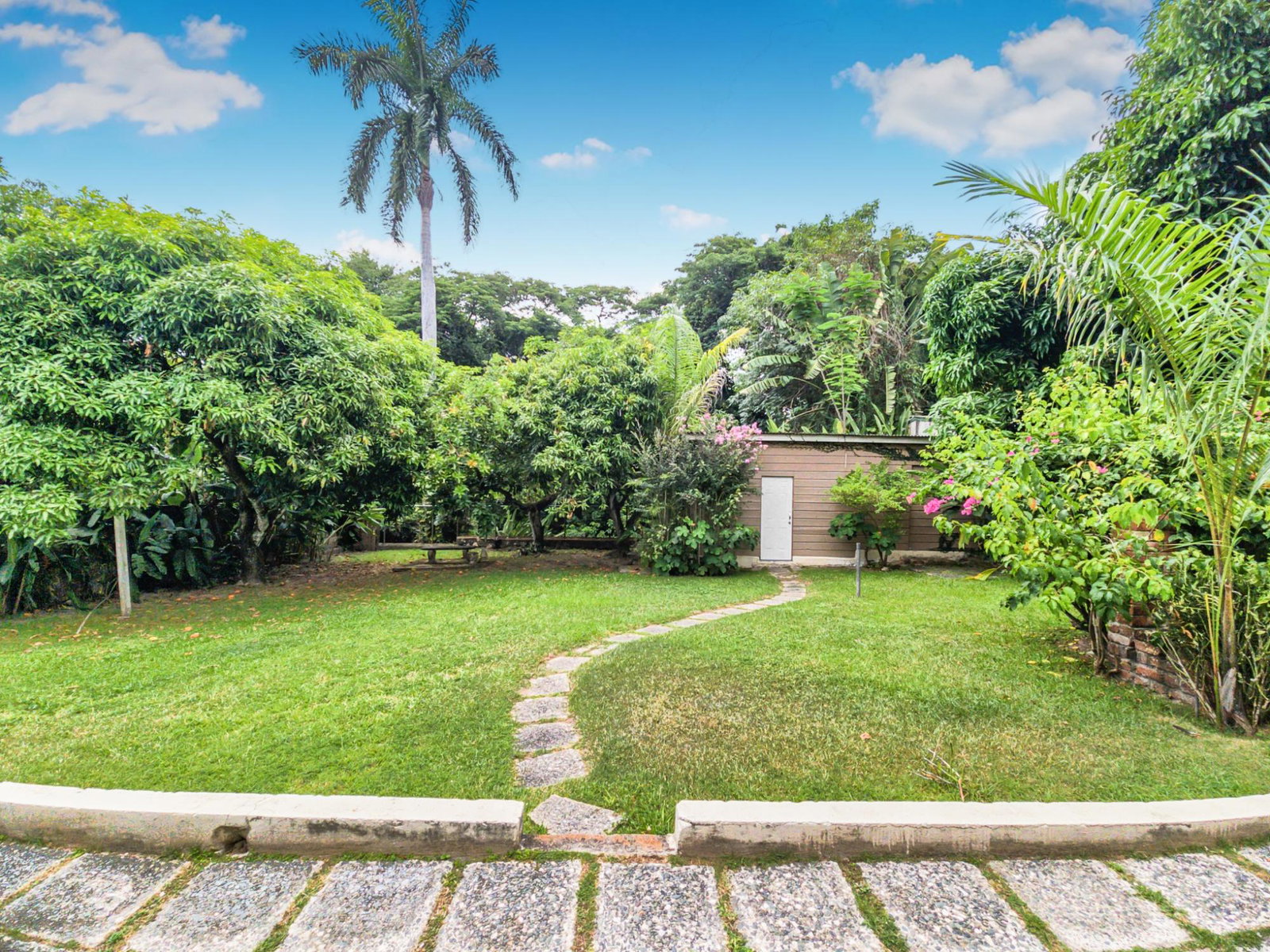 Fifteenth image of 23 Parkway in Kingston 8, St. Andrew, Jamaica - property is For Rent
