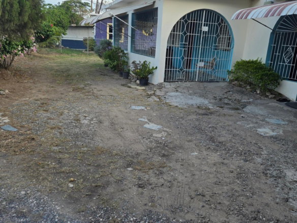 First image of 2 Lacaton Way, Bushy Park in Bushy Park, St. Catherine, Jamaica - property is For Sale