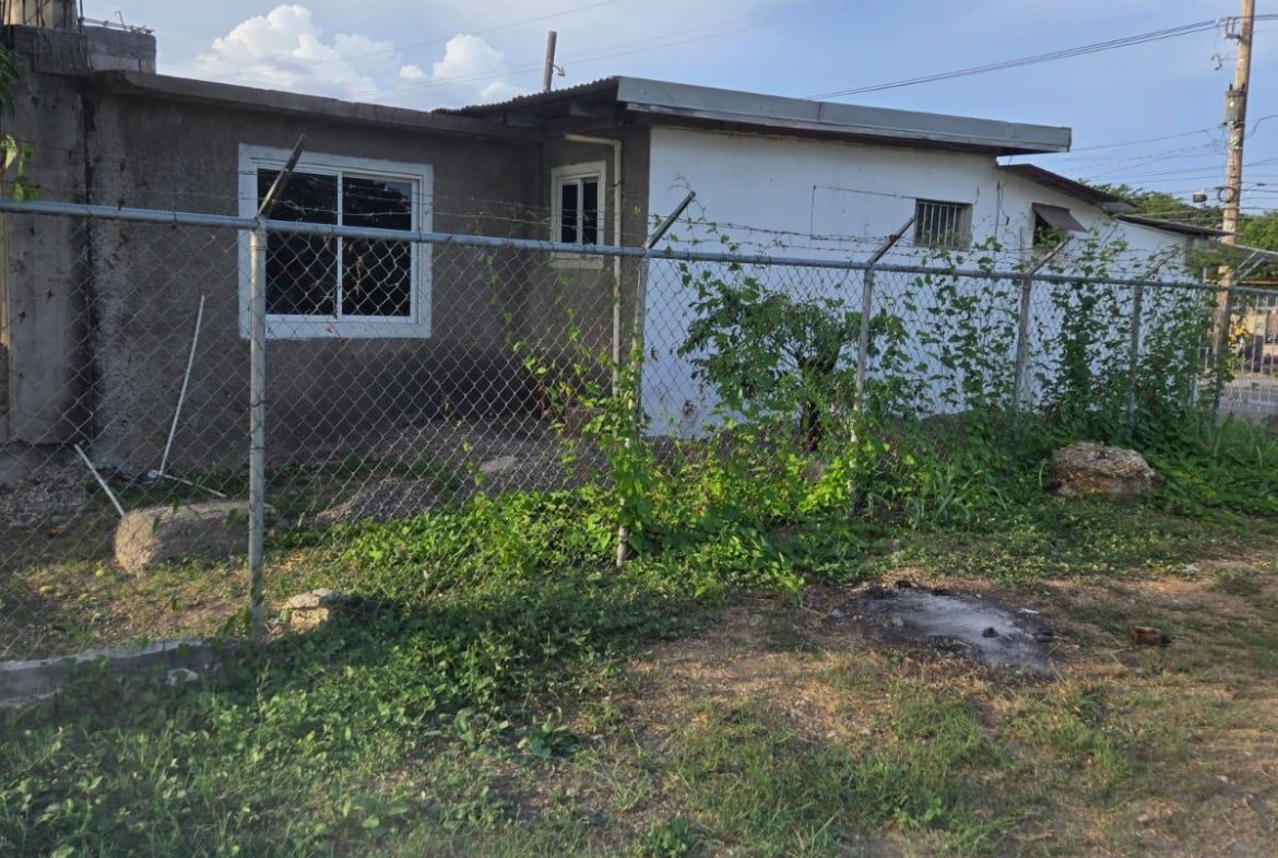 Tenth image of 2 Lacaton Way, Bushy Park in Bushy Park, St. Catherine, Jamaica - property is For Sale