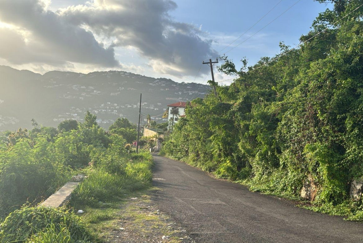 Eighth image of 71 East Armour Heights, Kgn in Kingston 8, St. Andrew, Jamaica - property is For Sale