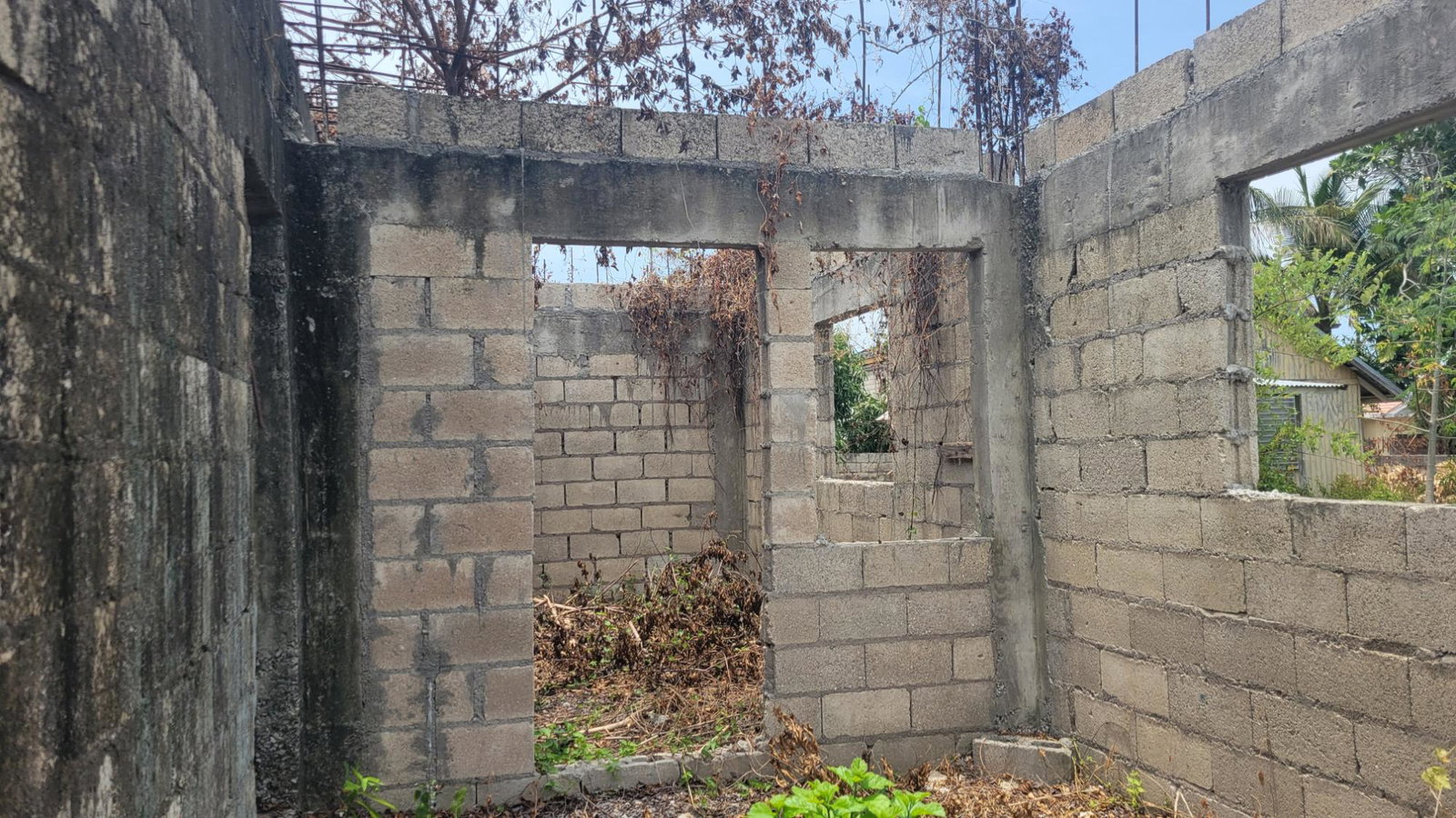 5-Bedroom-House-for-Sale-in-Sydenham-Villa-St.-Catherine-Jamaica Sixth image of 82 Prescilla Drive in Sydenham, St. Catherine, Jamaica - property is For Sale