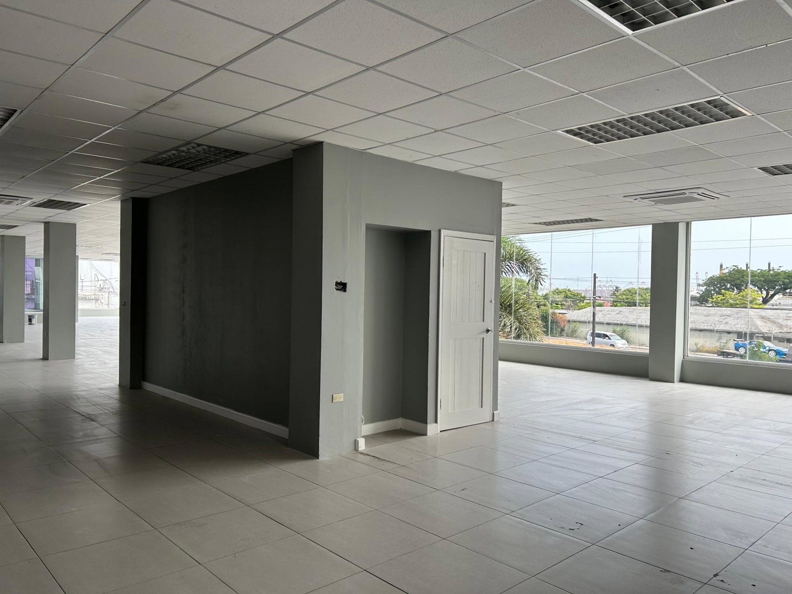 Ninth image of C4-383 Spanish Town Road in Kingston 11, St. Andrew, Jamaica - property is For Rent