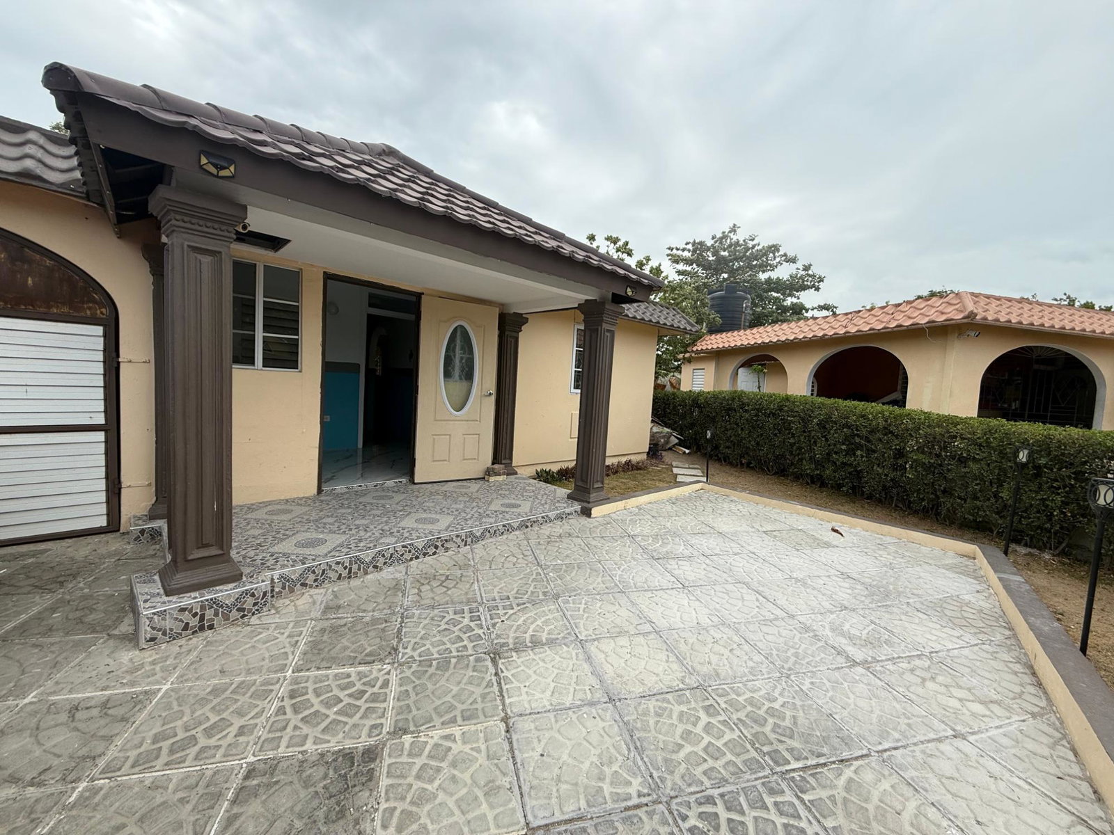 Thirteenth image of 23- Thant Cre Bridgeport in Bridgeport, St. Catherine, Jamaica - property is For Rent