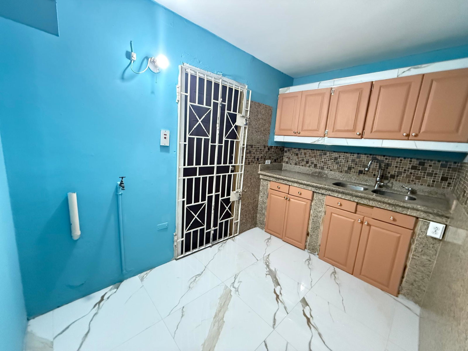 Fifth image of 23- Thant Cre Bridgeport in Bridgeport, St. Catherine, Jamaica - property is For Rent