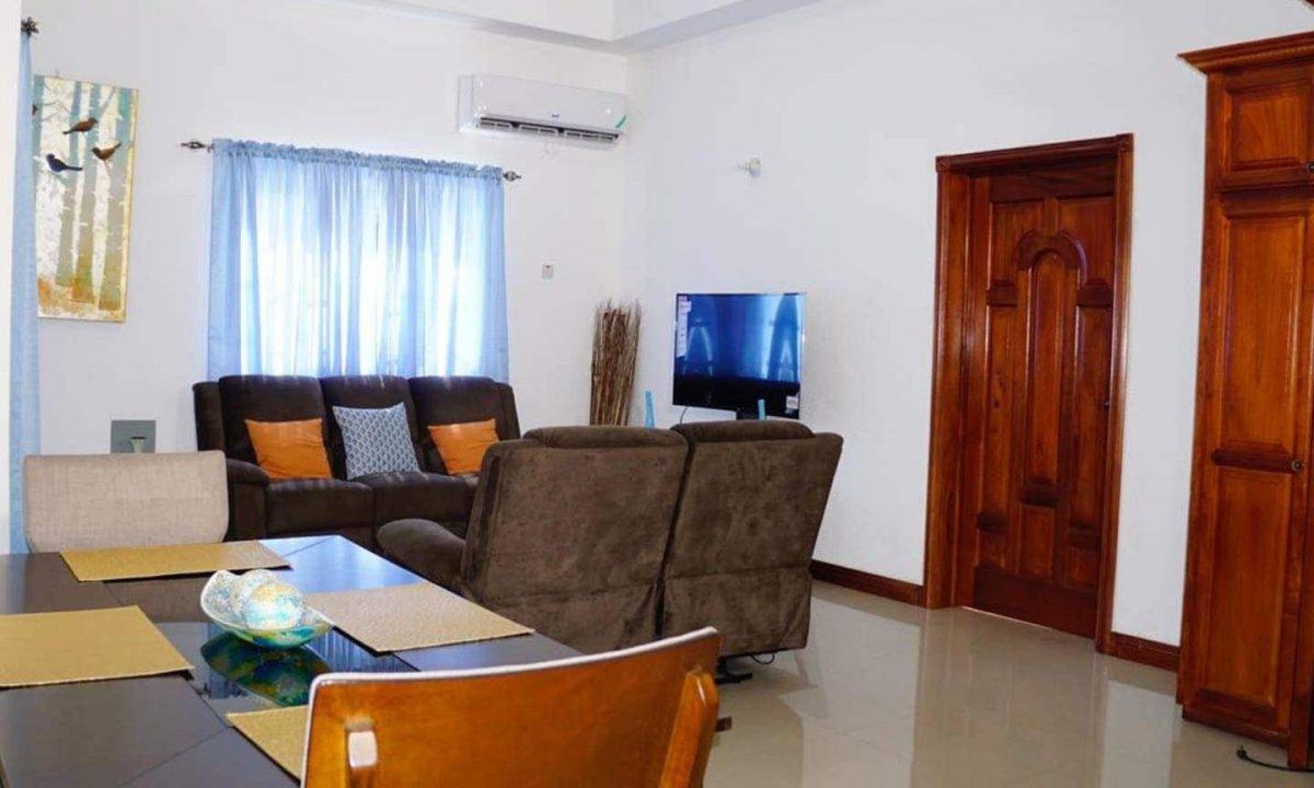 Apartment-for-Rent-at-25-18-Mayfair-Avenue-St.-Andrew-Jamaica Second image of 25-18 Mayfair Avenue in Red Hills, St. Andrew, Jamaica - property is For Rent