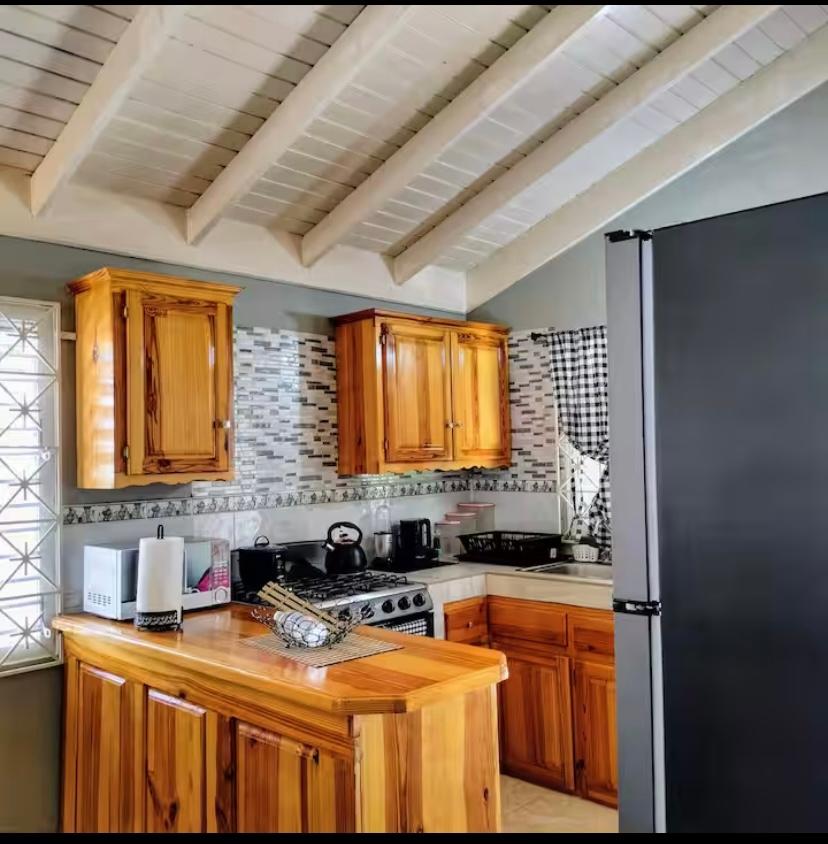 Seventh image of Friendship Close in Rose Hall, St. James, Jamaica - property is For Rent