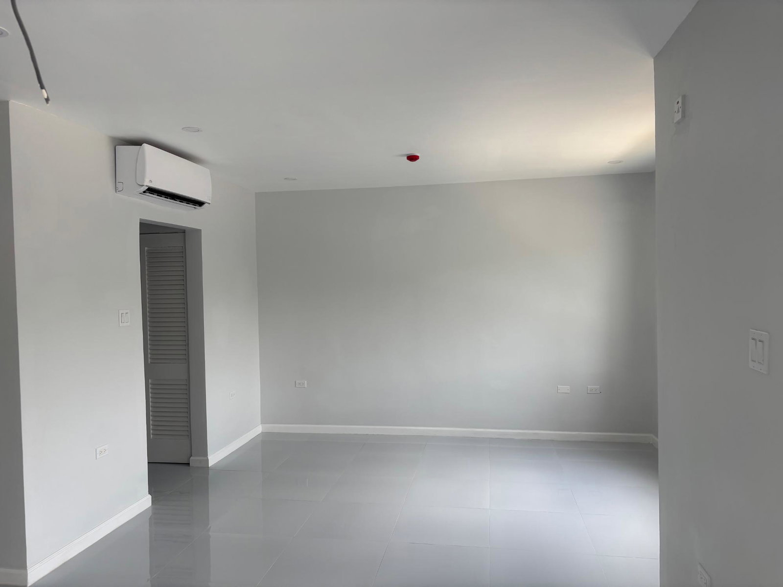 Brand-New-1-Bedroom-Apartment-for-Rent-at-The-Dulwich-St.-Andrew-Jamaica Twelfth image of 206-12 Dulwich Drive in Kingston 8, St. Andrew, Jamaica - property is For Rent